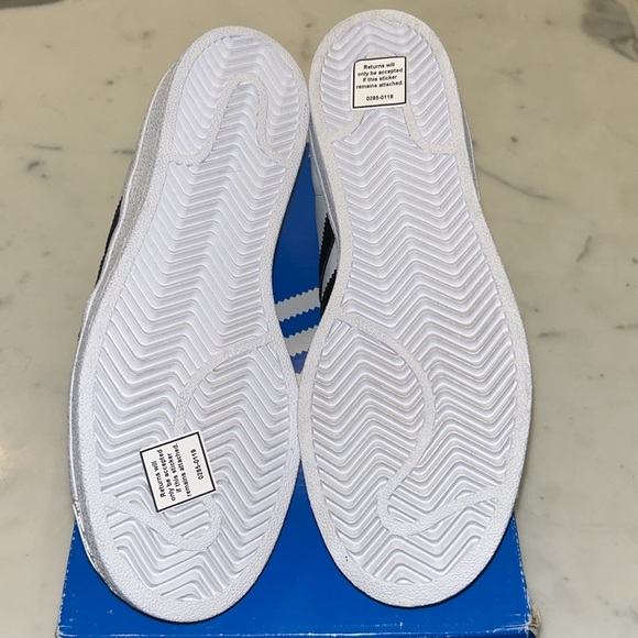 Adidas Superstar Sneakers - Picture 7 of 10